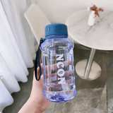 QLEENA NCON - Erstklassige Trinkflasche perfekt für Unterwegs (1100ml)