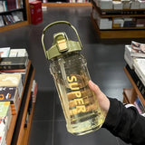 QLEENA SUPER - Erstklassige Trinkflasche perfekt für Unterwegs (1500/2000ml)